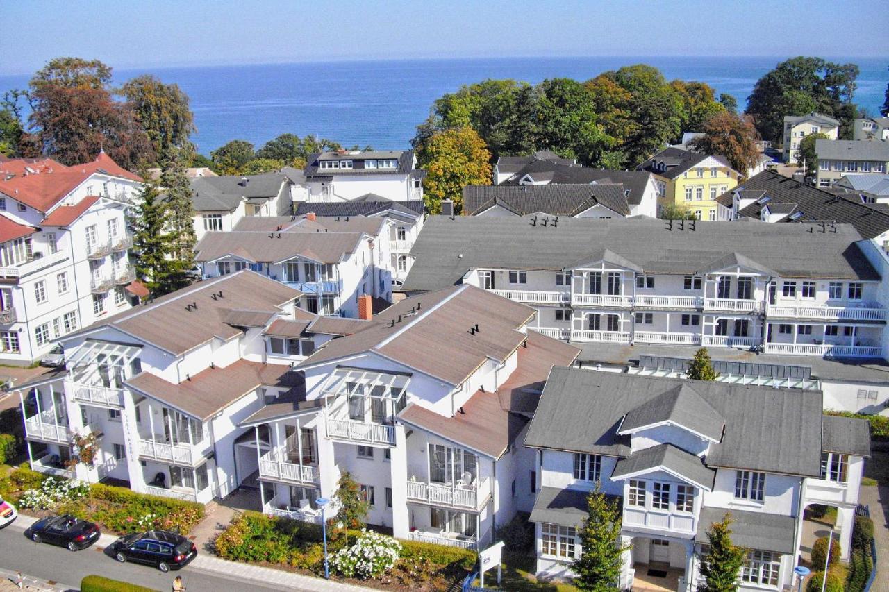 Balkon, Gratis Nutzung Vom Ahoi Erlebnisbad Und Sauna In Sellin - Villa Karola Fewo 09 Goehren  Exterior photo